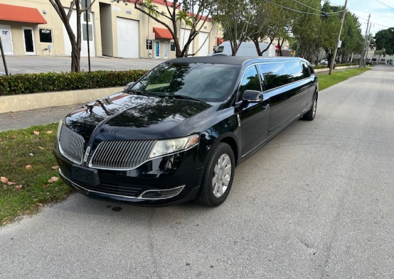 2015 Lincoln MKT Limousine For Sale