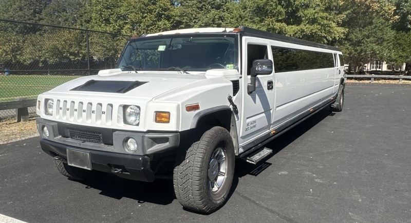2006 Hummer H2 Limousine