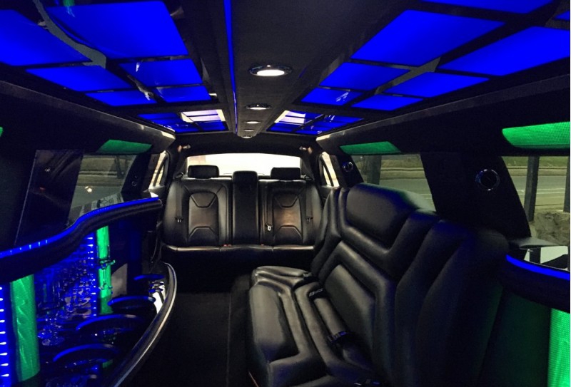 2017 Lincoln Continental Limousine