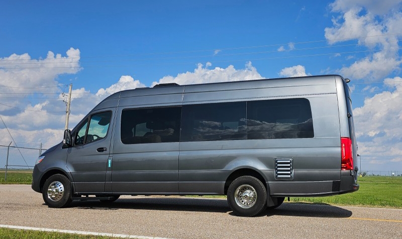 2022 Mercedes Benz Sprinter