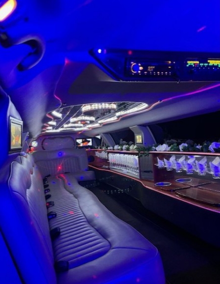 2007 Lincoln Town Car Limousine