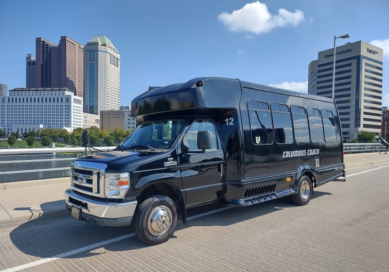 2012 Ford E-450 Shuttle Bus