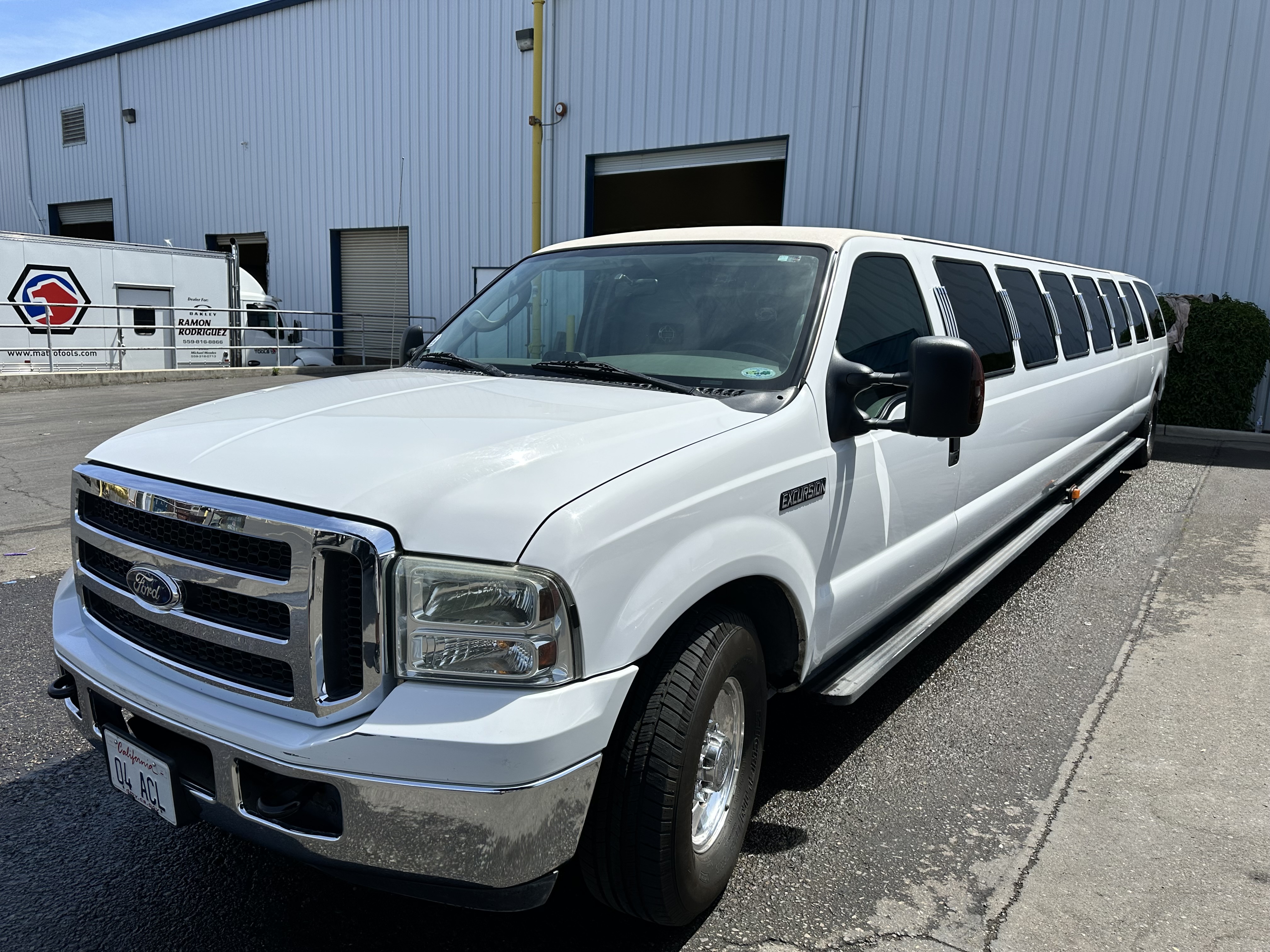 Ford Excursion XLT 2005