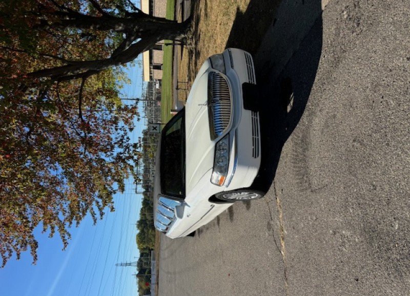 2007 Lincoln Town Car L Limousine