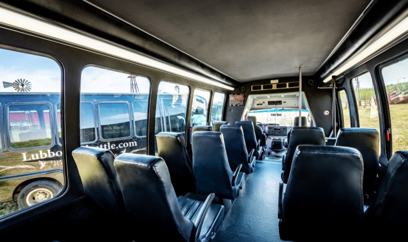 2011 Ford F-550 Shuttle Bus