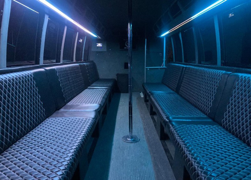2011 Ford F-550 Party Bus