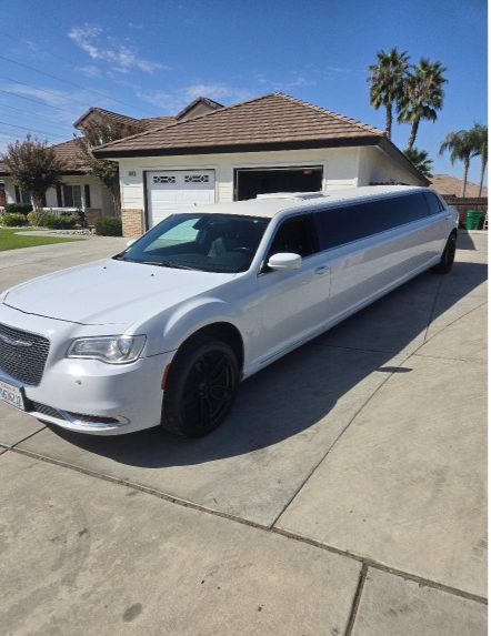 2015 Chrysler 300 Limousine