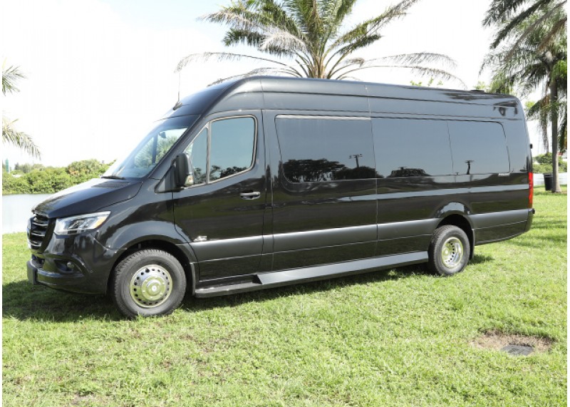 2024 Mercedes Benz Sprinter