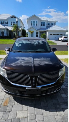 2014 Lincoln MKT Limousine