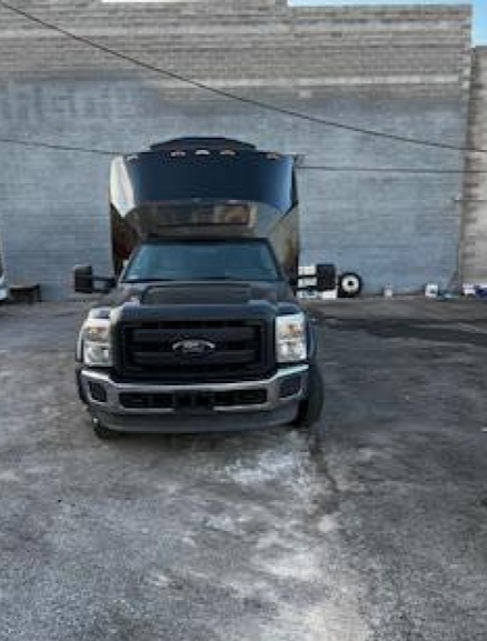 2012 Ford F-550 Shuttle Bus