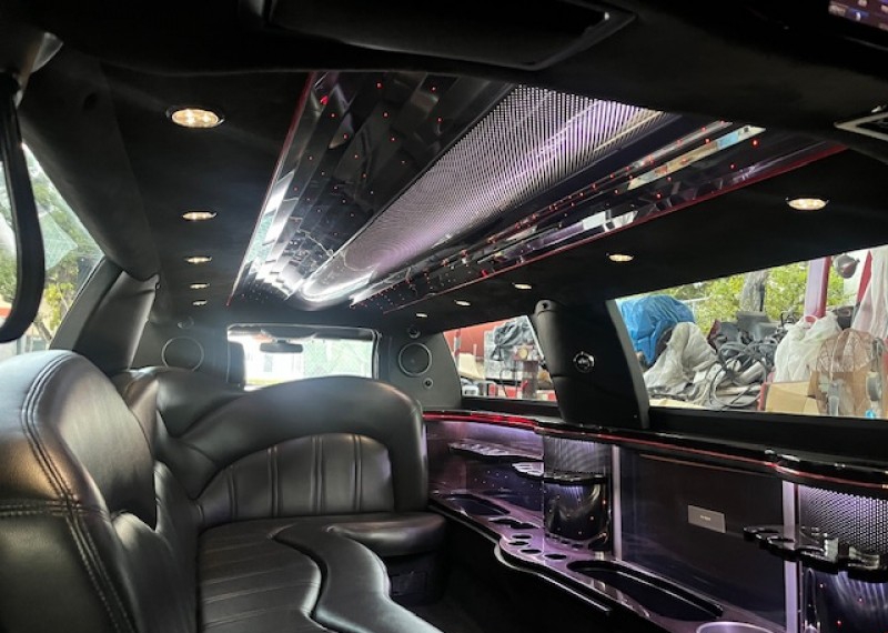 2015 Lincoln MKT Limousine