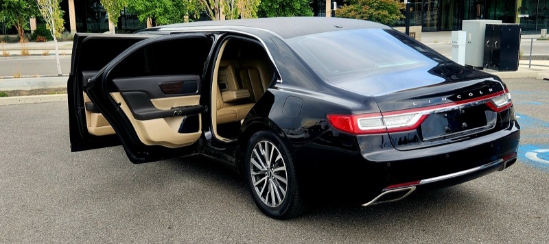 2017 Lincoln Continental Limousine