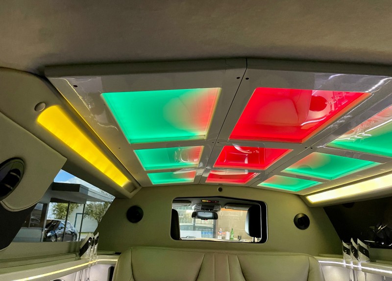 2019 Chrysler 300-L Limousine