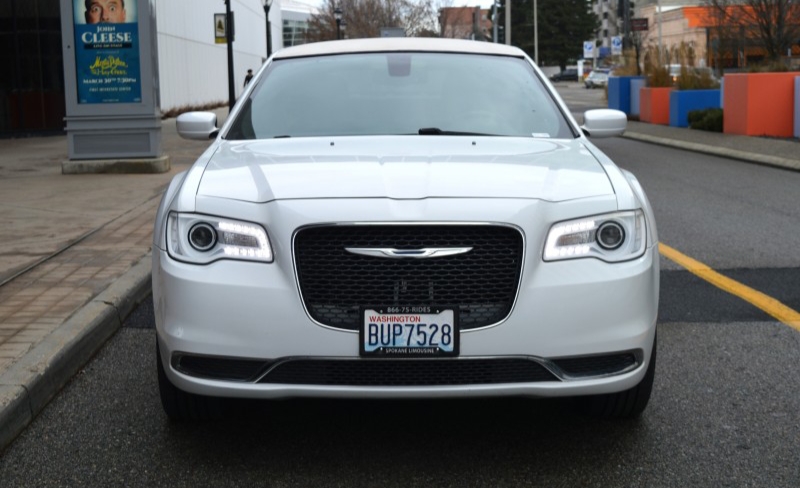 2015 Chrysler 300L Limousine