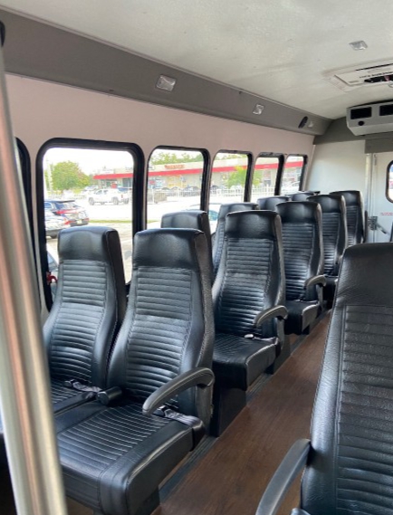 2016 Ford E-450 Shuttle Bus