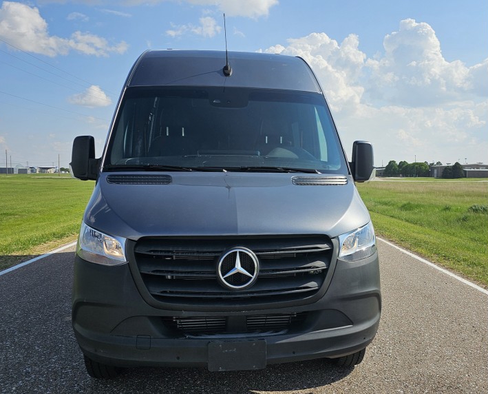 2022 Mercedes Benz Sprinter