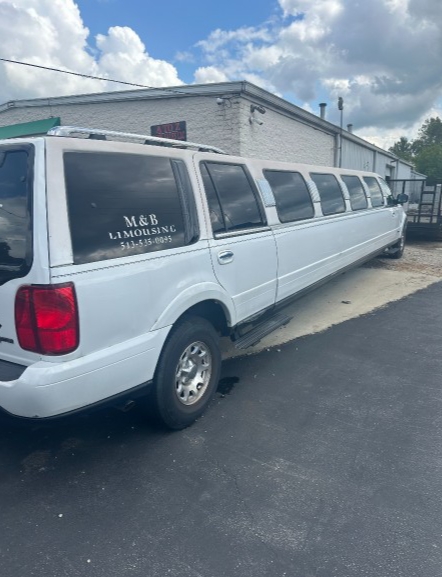 2001 Lincoln Navigator Limousine