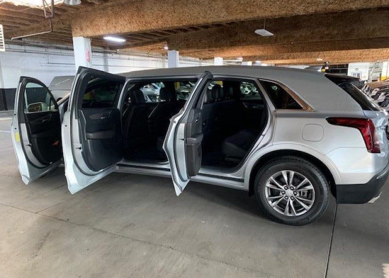 2023 Cadillac XTS Limousine