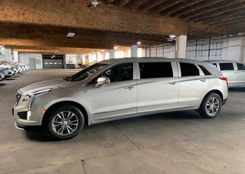 2023 Cadillac XTS Limousine