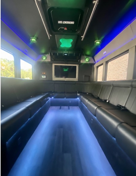 2022 Ford E-450 Party Bus