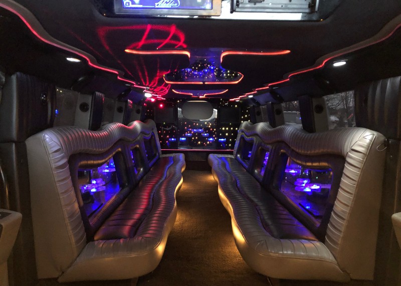 2005 Hummer H2 Limousine