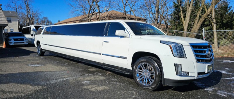 2015 Cadillac Escalade ESV Limousine