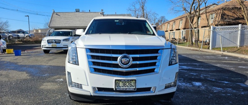 2015 Cadillac Escalade ESV Limousine