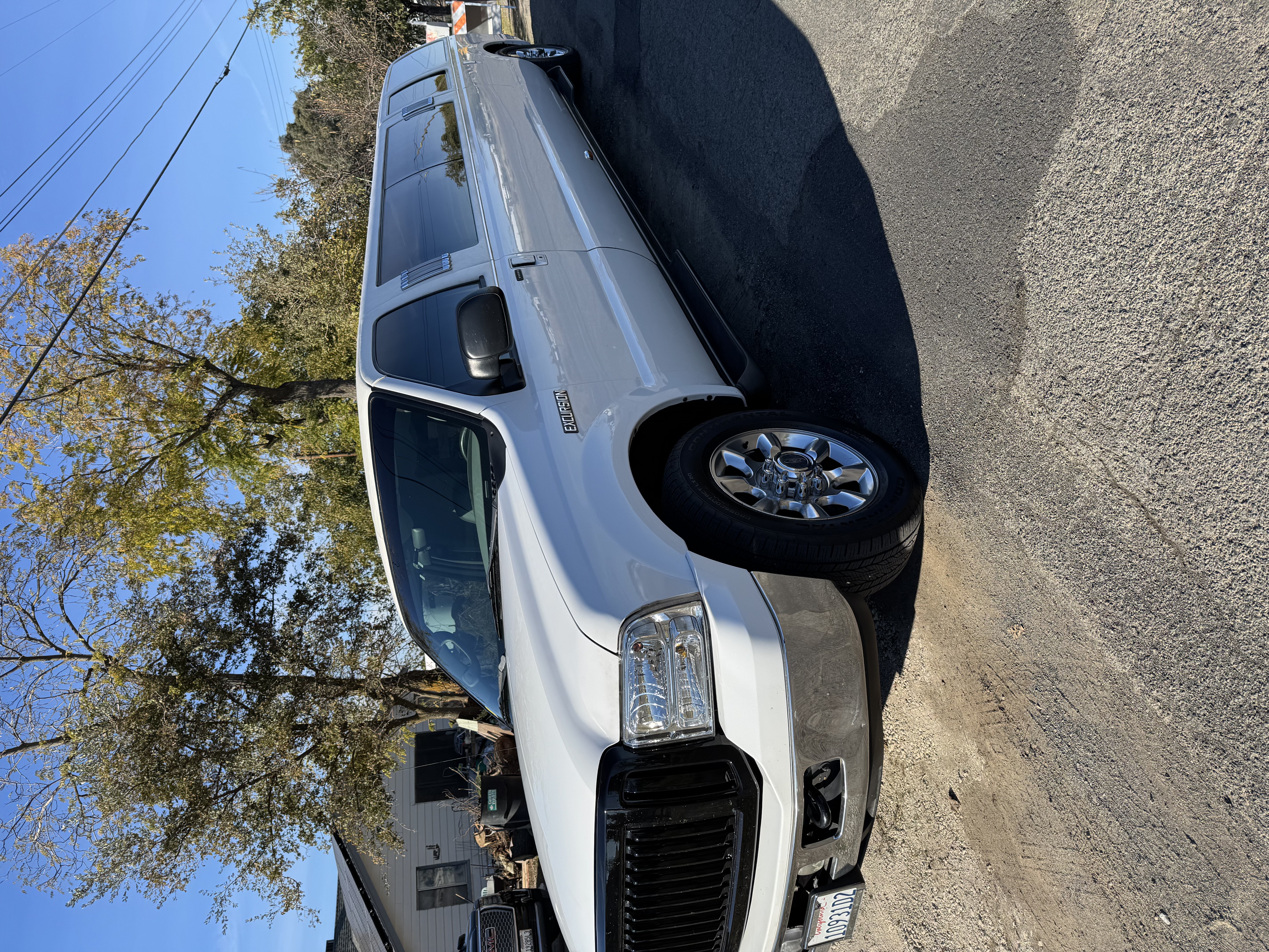 Ford Excursion XLT 2005