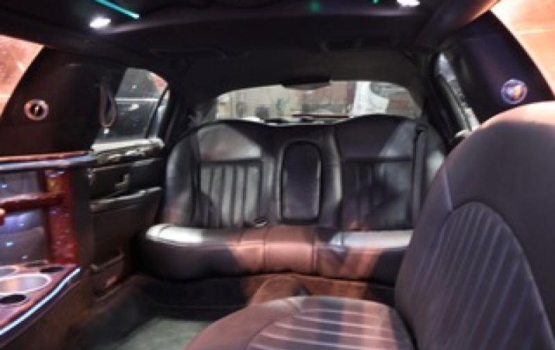 2008 Lincoln Town Car L Limousine