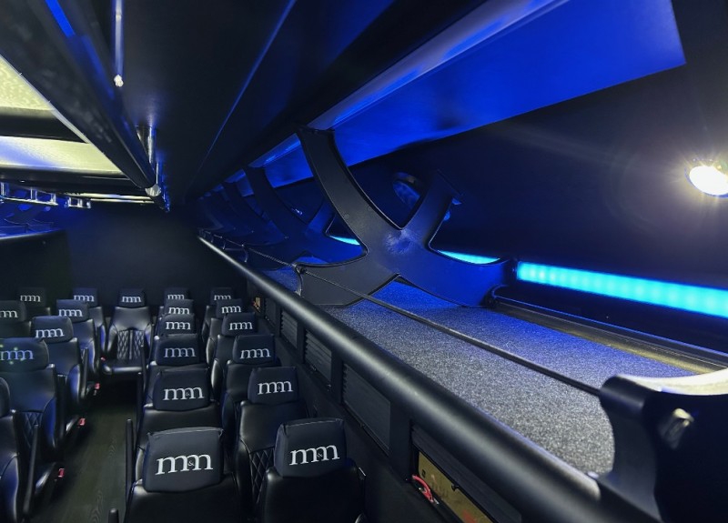 2017 Ford F-550 Shuttle Bus