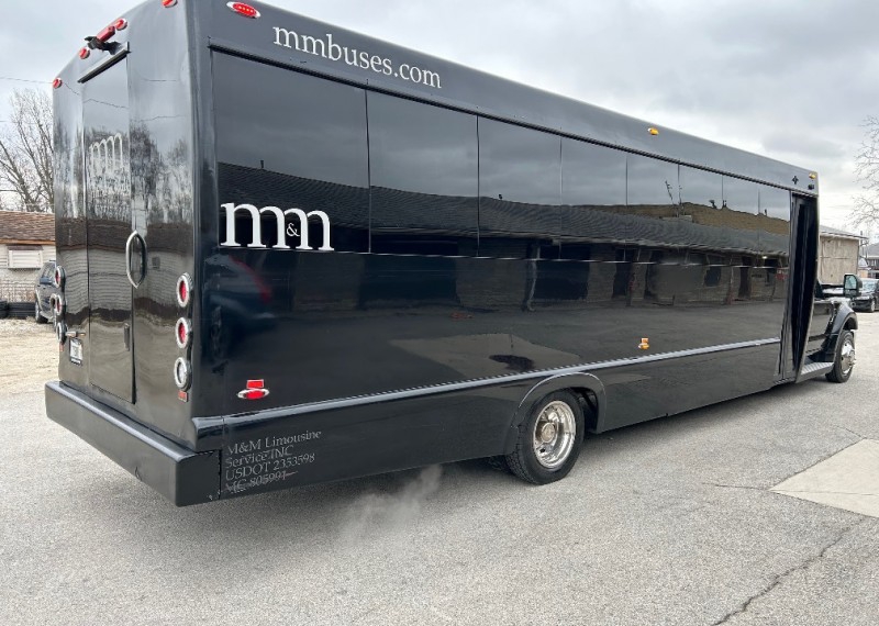 2017 Ford F-550 Shuttle Bus