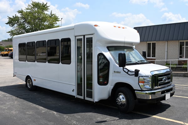 Ford E-450 2019