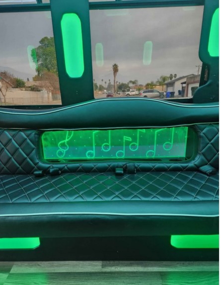 2014 Ford E-450 Limo Bus