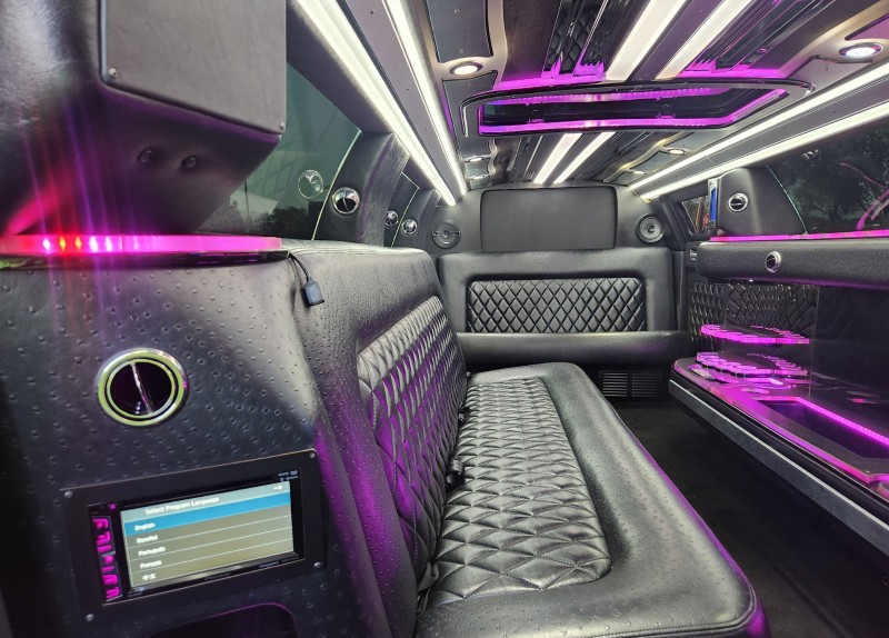 2018 Chrysler 300 Limousine