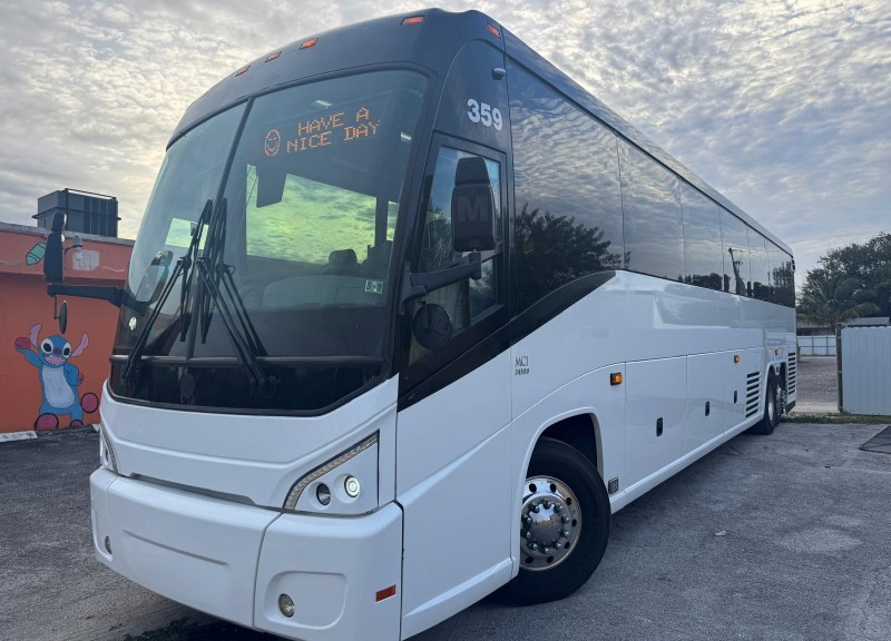 2014 MCI J4500 Motorcoach
