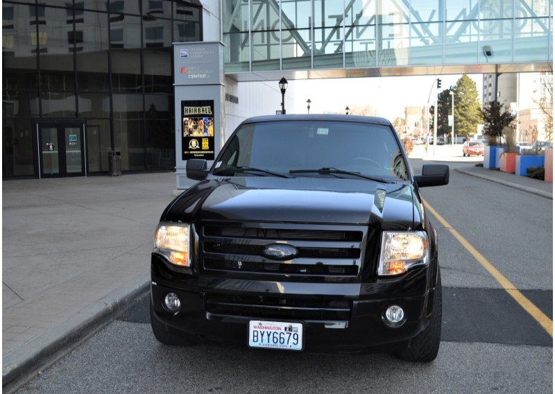 2008 Ford Expedition XLT Limousine