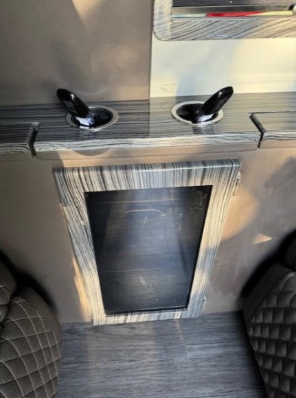 2022 Mercedes Benz Sprinter