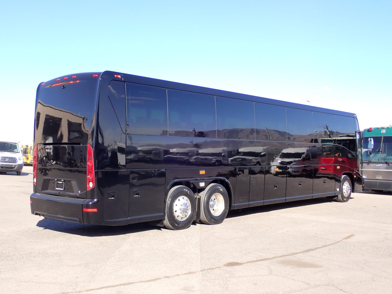 2016 MCI J4500 Motorcoach
