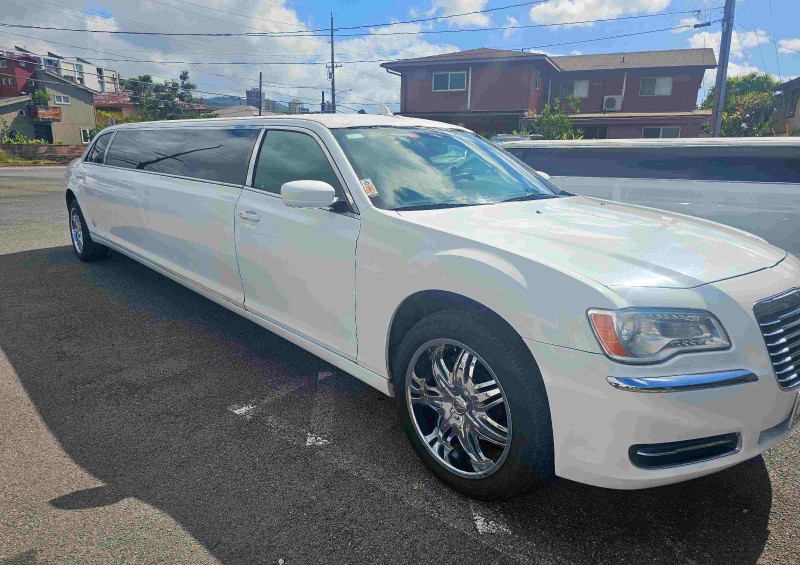 2014 Chrysler 300 Limousine
