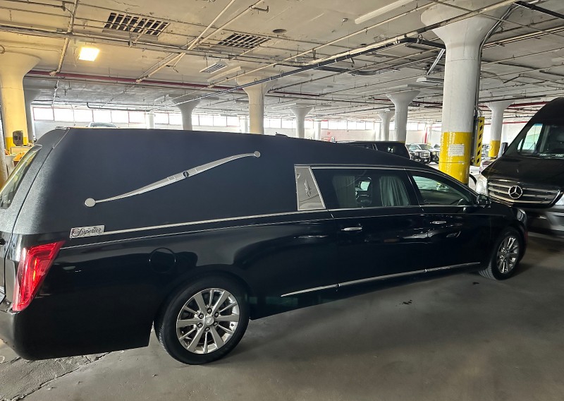 2016 Cadillac XTS Funeral Hearse