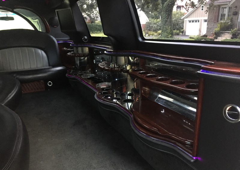 2007 Lincoln Navigator Limousine