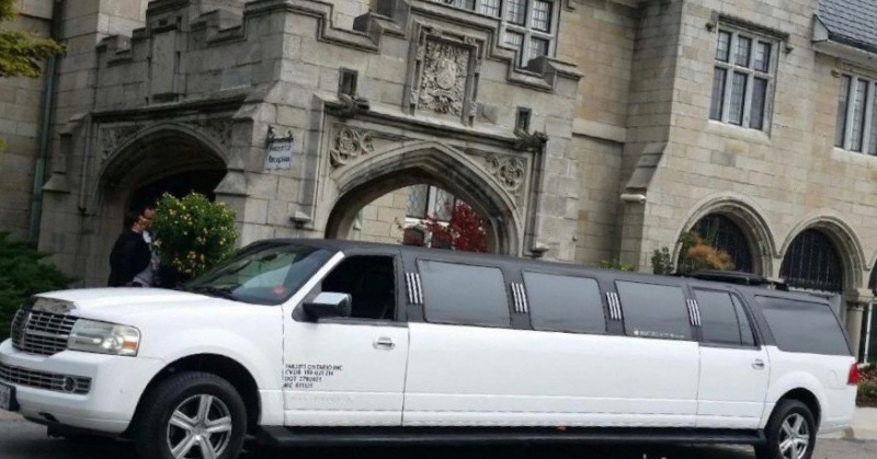 2007 Lincoln Navigator Limousine