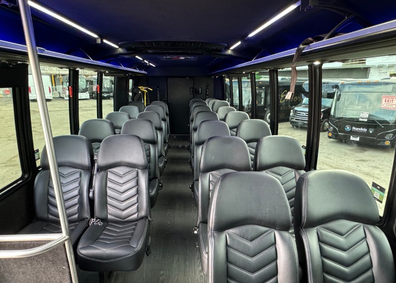 2019 Ford F-550 Shuttle Bus
