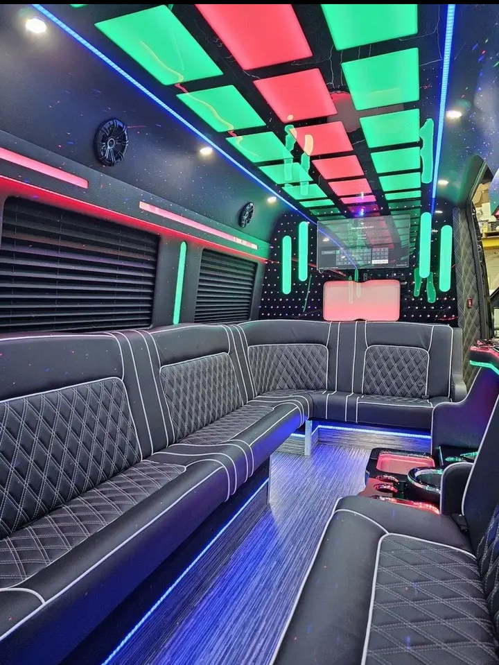 2022 Mercedes Benz Sprinter