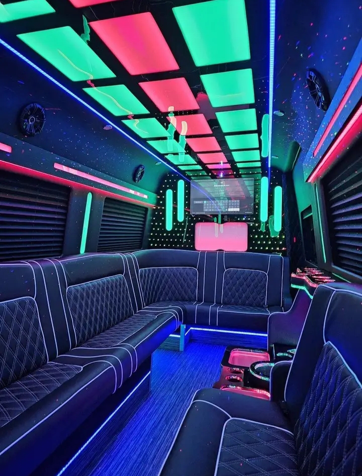 2022 Mercedes Benz Sprinter