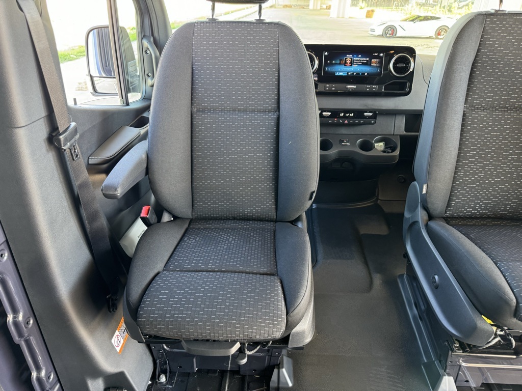 2023 Mercedes Benz Sprinter 2500 AWD HR