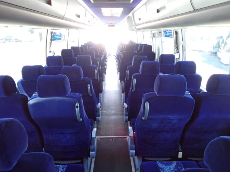 2013 Volvo 9700 Motorcoach