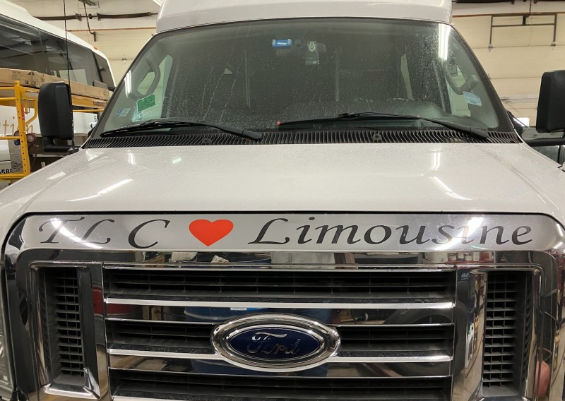 2011 Ford E-350 Shuttle Bus