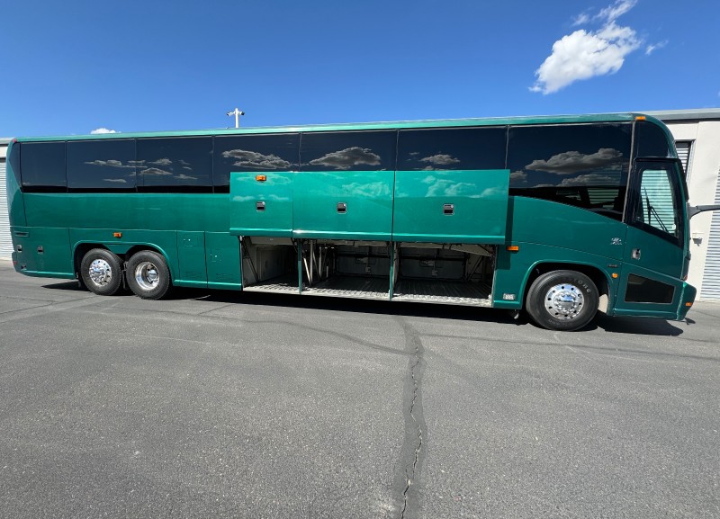 2009 MCI J4500 Motorcoach