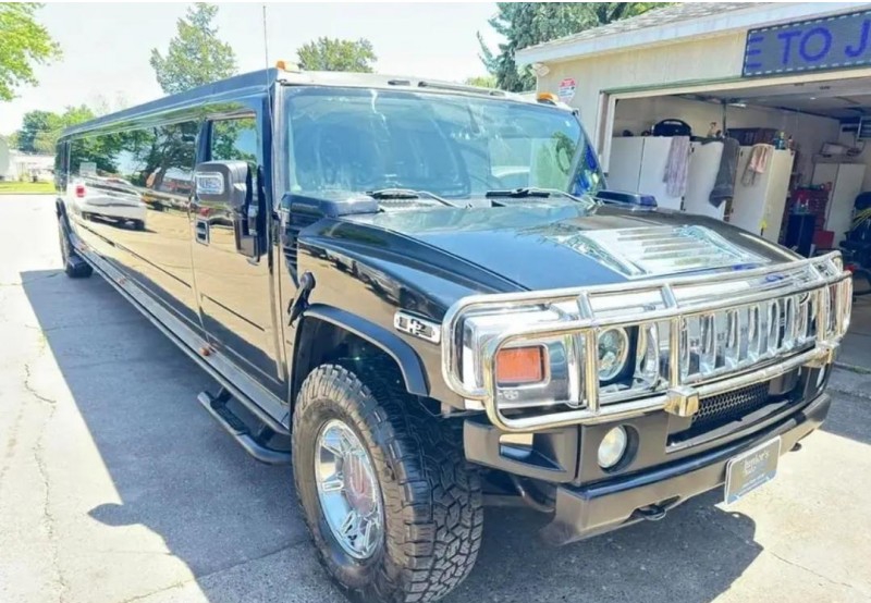 2006 Hummer H2 Limousine
